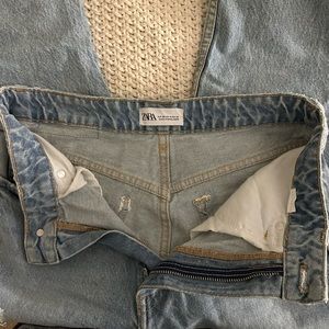 Zara Ripped Jeans - NEVER WORN